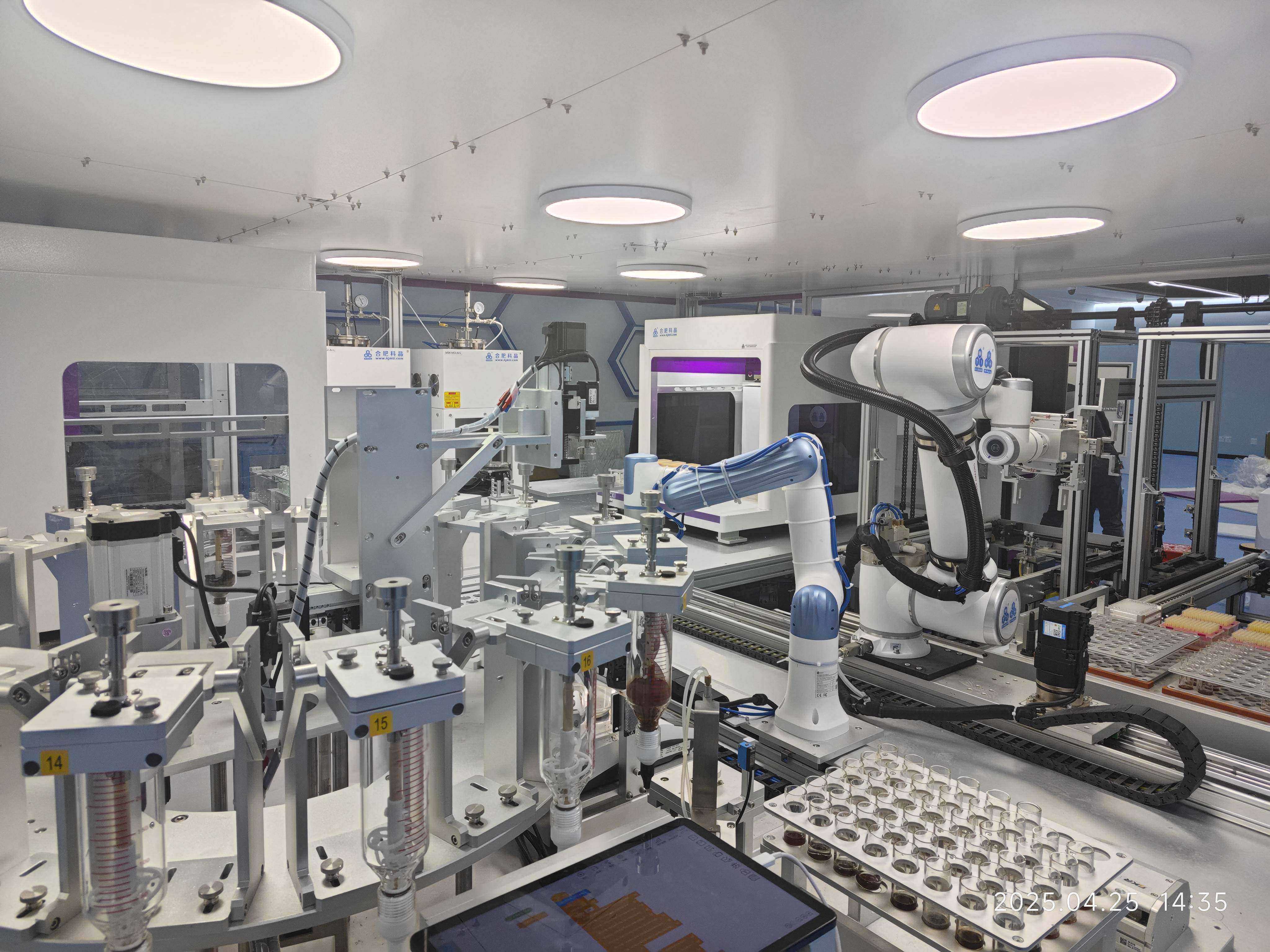 自动化智能化高通量固/液相合成系统