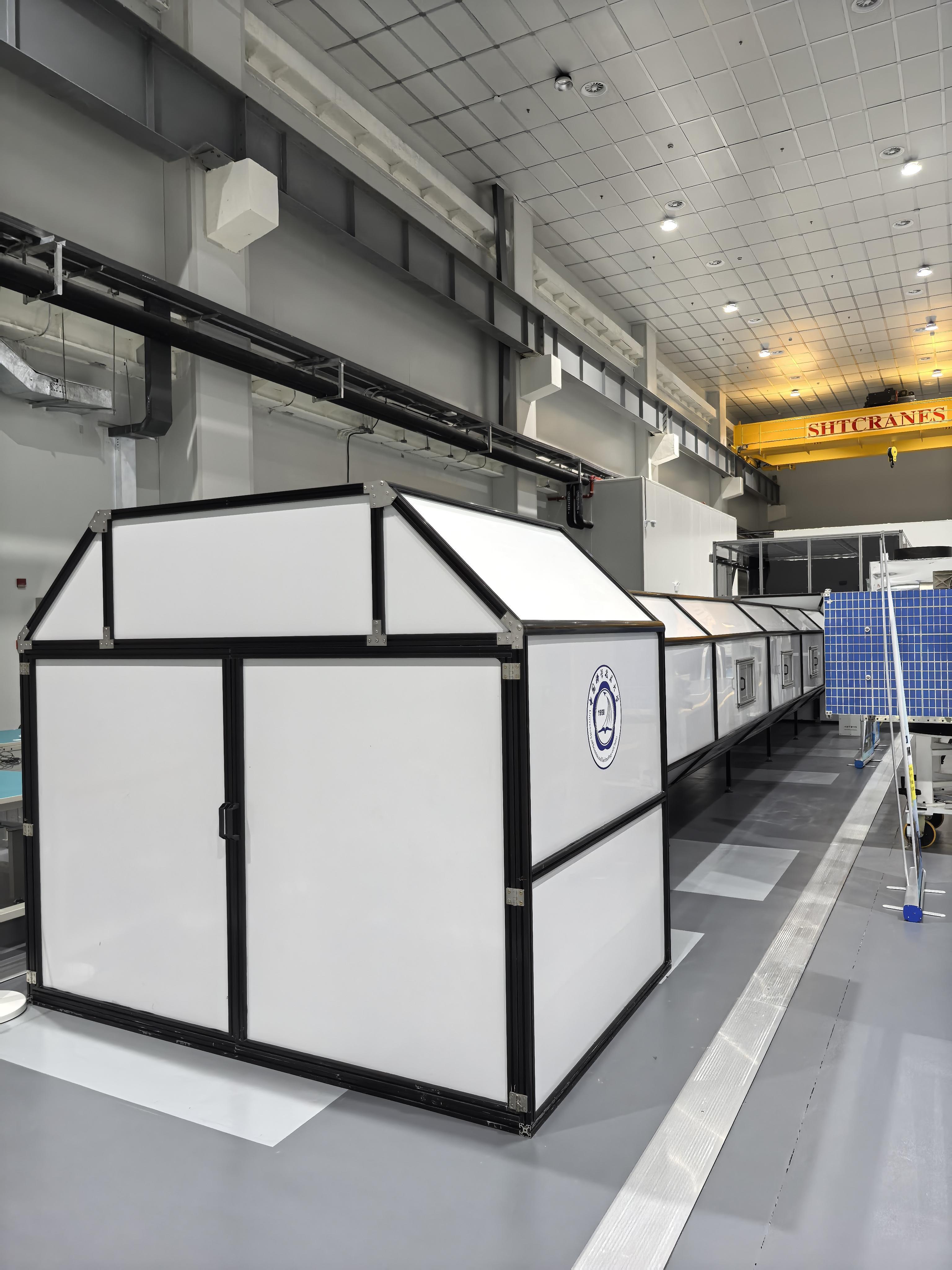 大口径平行光管