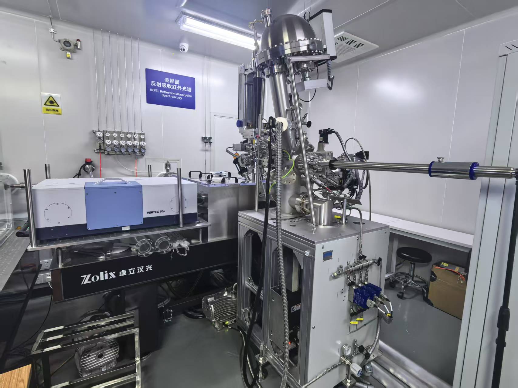 IR-XPS联用原位表征装置