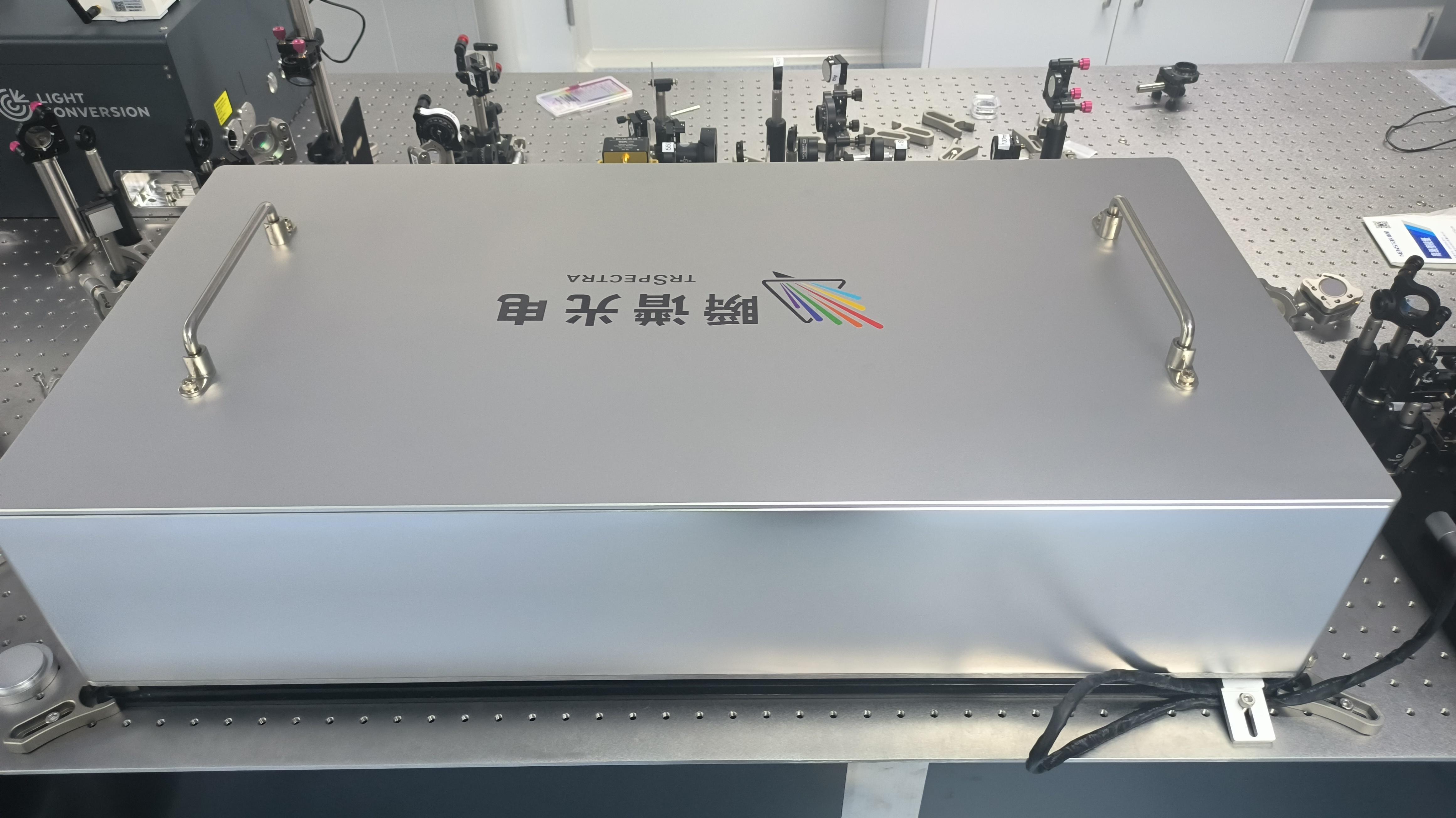 非线性光参量放大系统