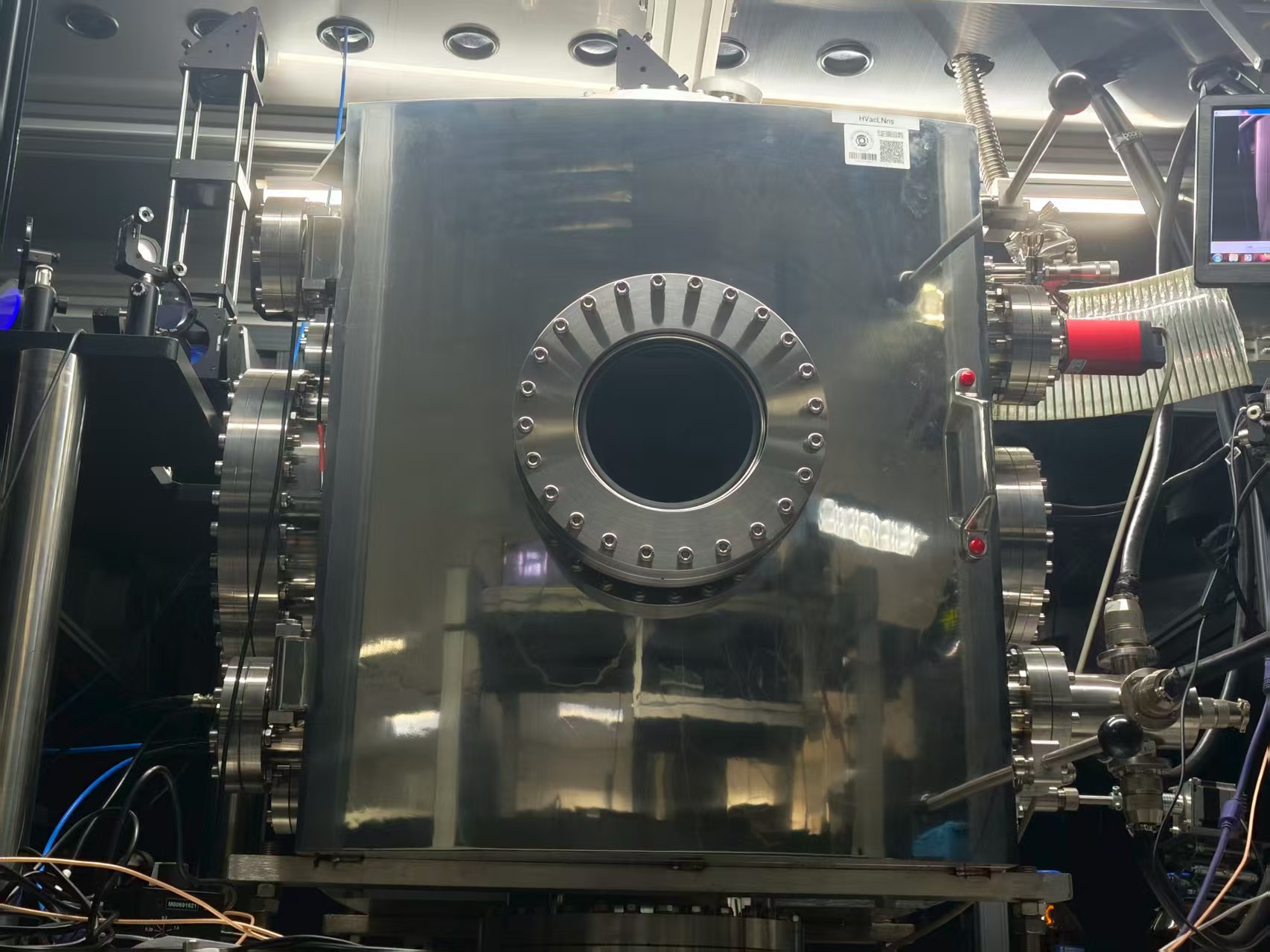 低温扫描隧道显微镜